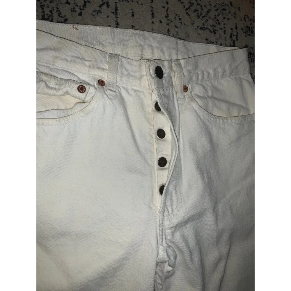 Levis really good